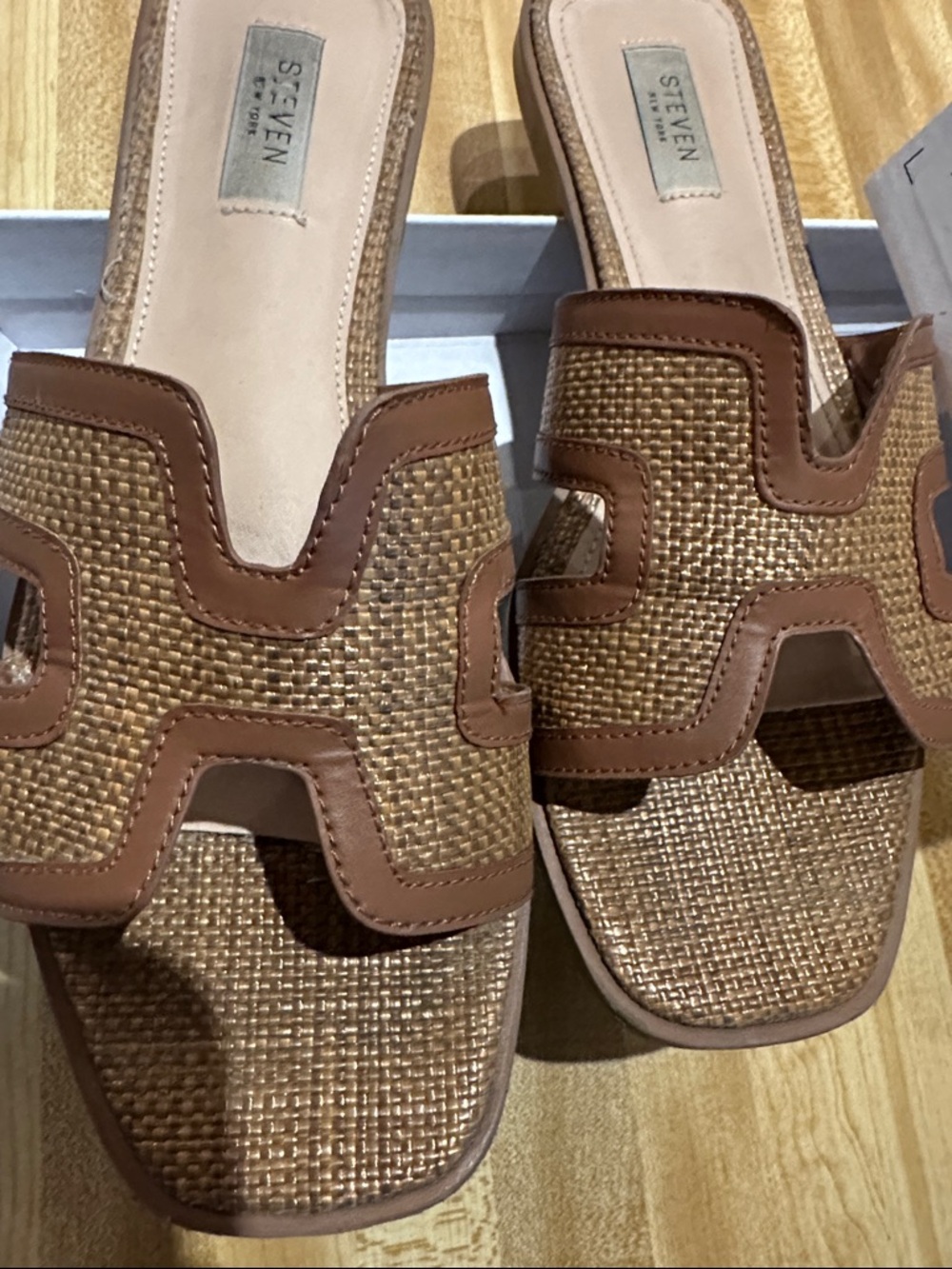 Steve Madden Tan Woven Slide Mules - Picture 3 of 5